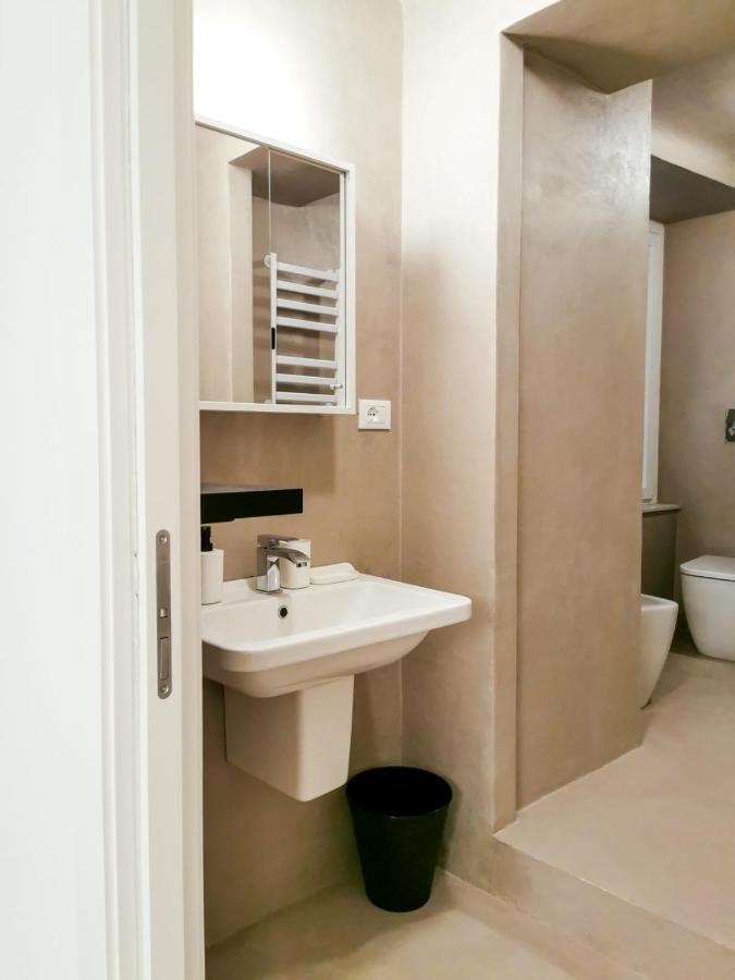 De Ville Guest House Генуя Экстерьер фото